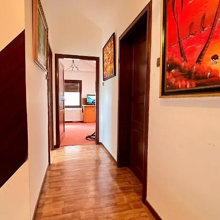 Apartment Monteur Freistehendes Haus Mit Garten & Wlan *