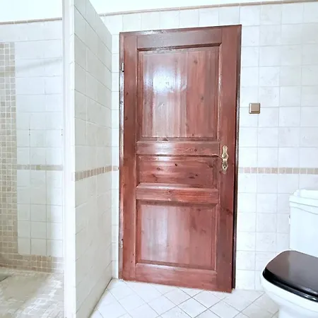 Monteur Freistehendes Haus Mit Garten & Wlan Apartment