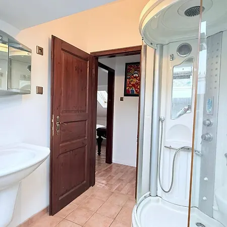 Monteur Freistehendes Haus Mit Garten & Wlan * Itzehoe