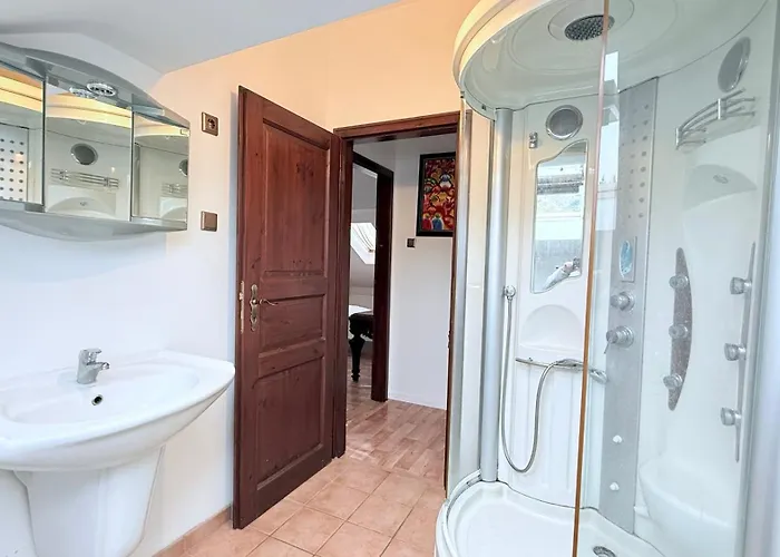 Monteur Freistehendes Haus Mit Garten & Wlan * Itzehoe