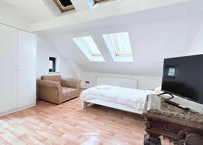 Monteur Freistehendes Haus Mit Garten & Wlan Itzehoe