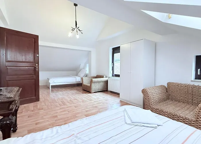 Appartement Monteur Freistehendes Haus Mit Garten & Wlan