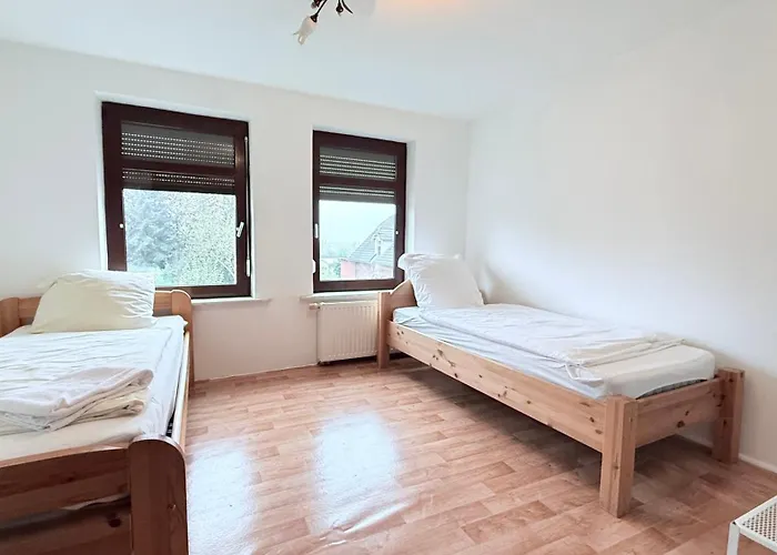 Monteur Freistehendes Haus Mit Garten & Wlan Appartement *