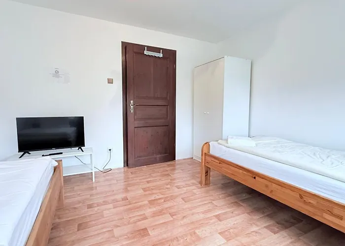 Monteur Freistehendes Haus Mit Garten & Wlan Appartement